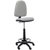 PIQUERAS Y CRESPO TABURETE AYNA S/BRAZOS REGULABLE EN ALTURA Y ARO REPOSAPIÉS RUEDAS DE PARQUÉ TAPIZADO BALI GRIS CLARO